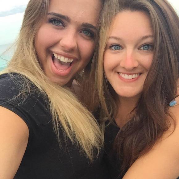 Meet your Posher, Jen - Picture 1 of 1